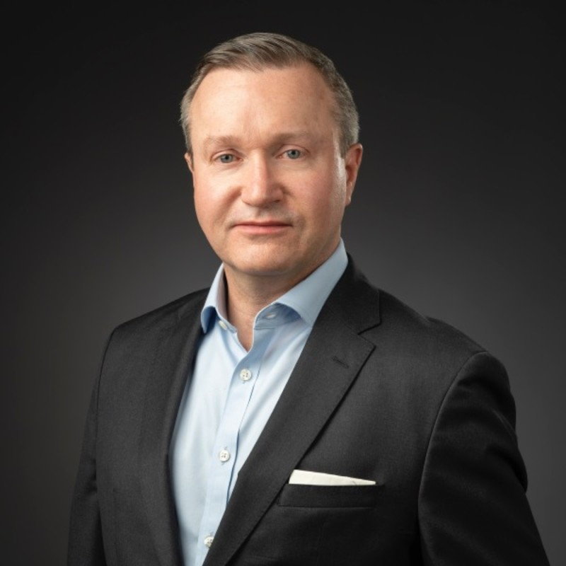 Simon W., Safety, Security & Compliance
